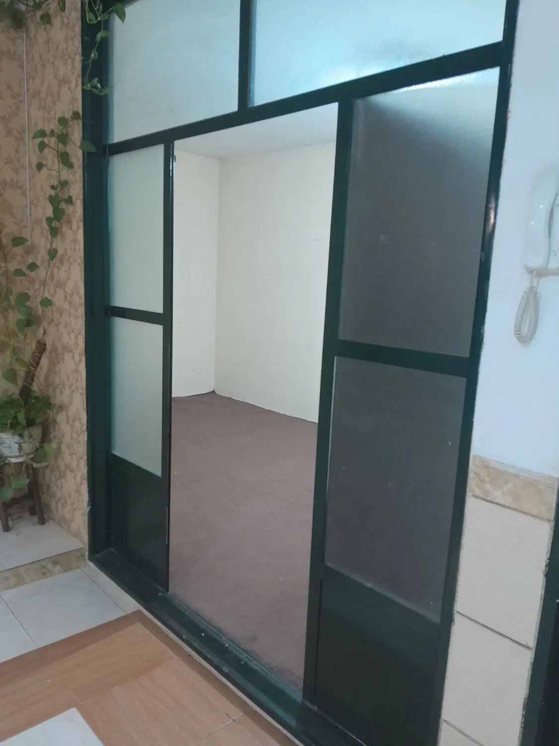 آپارتمان تک واحدی ۱۳۰ متری