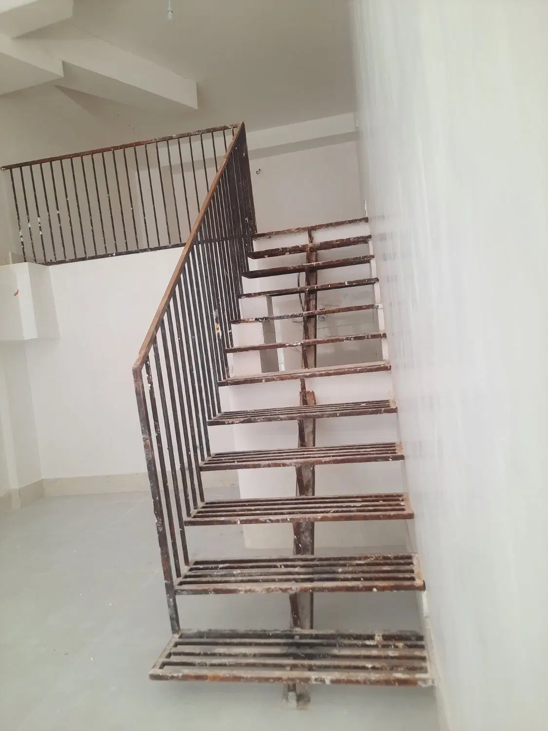 مغازه تجاری