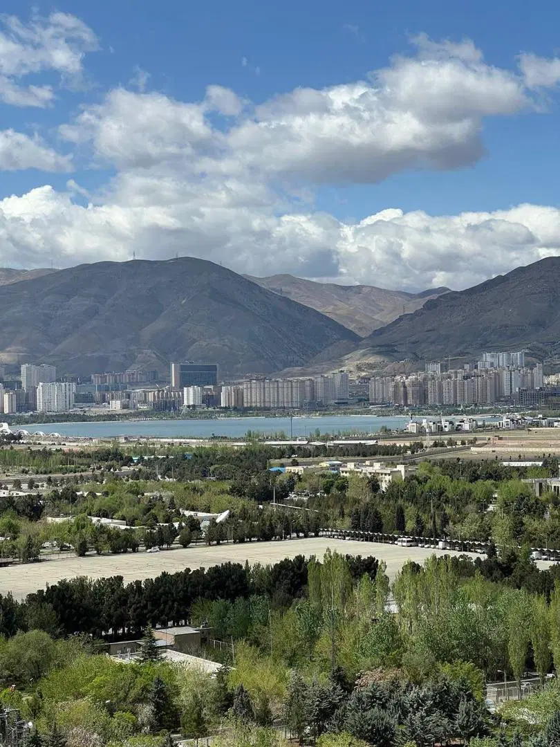 آپارتمان ۱۱۲ متری دریاچه چیتگر