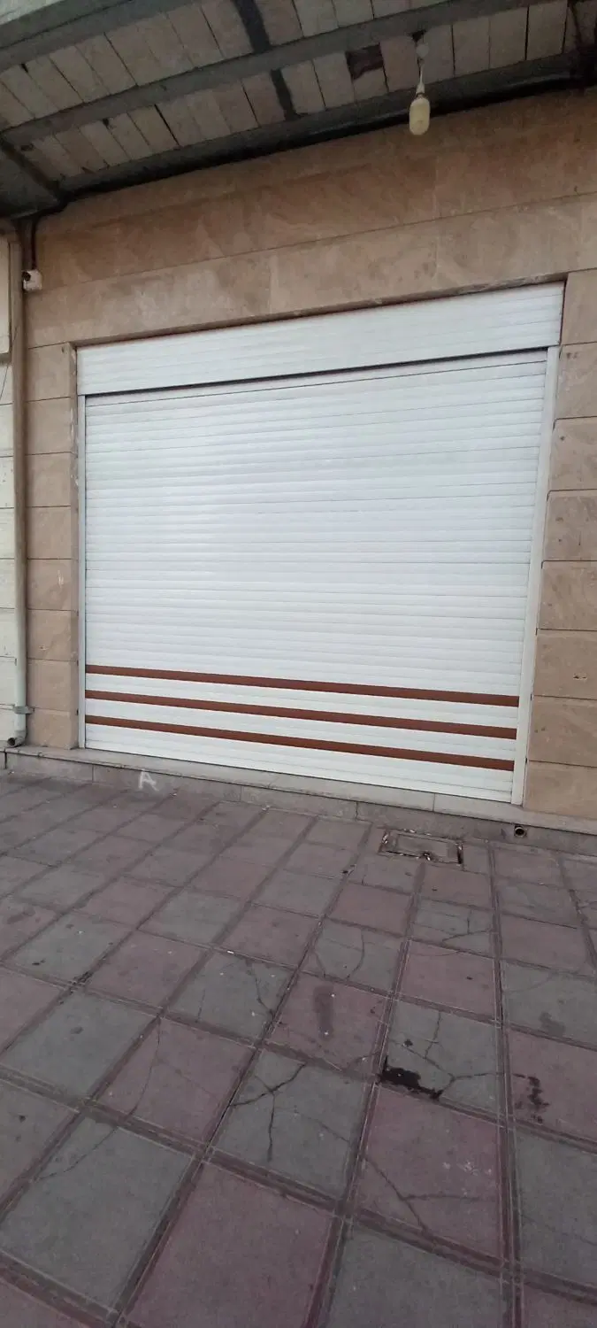 مغازه تجاری مسکونی