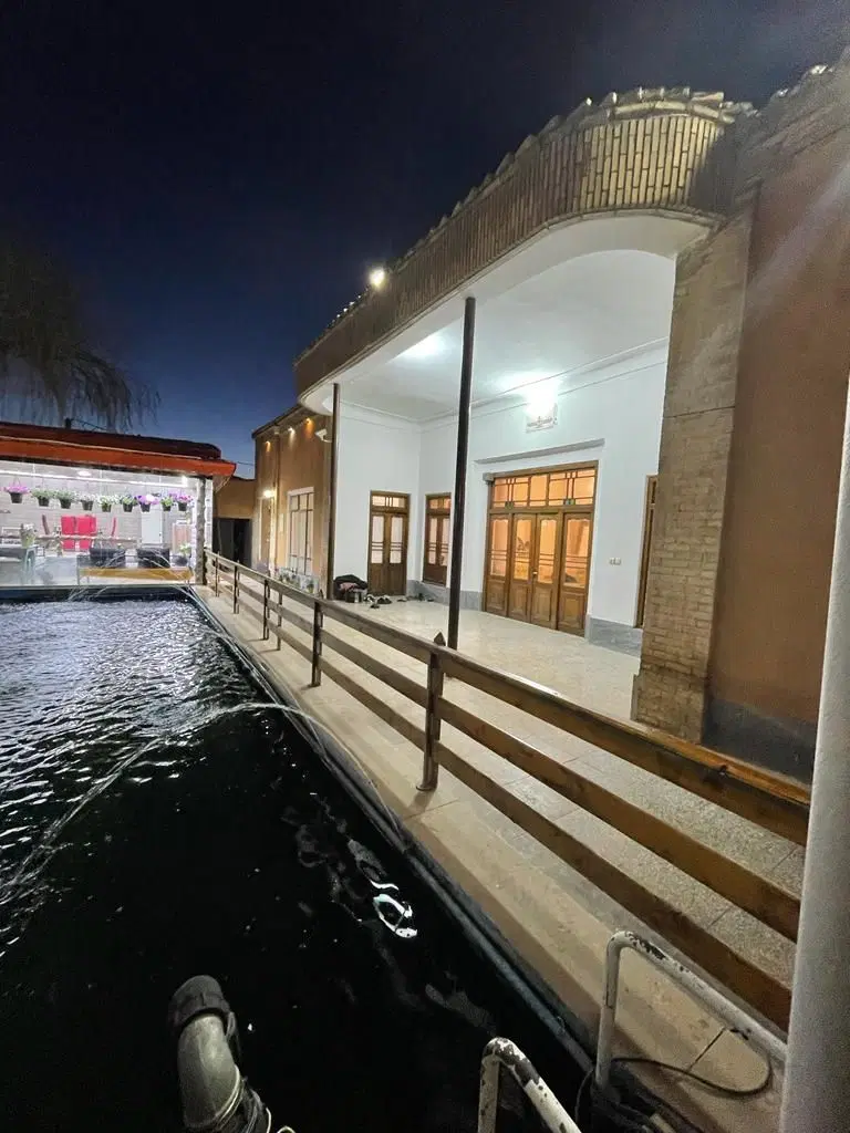 خونه باغ بامجوز بومگردی