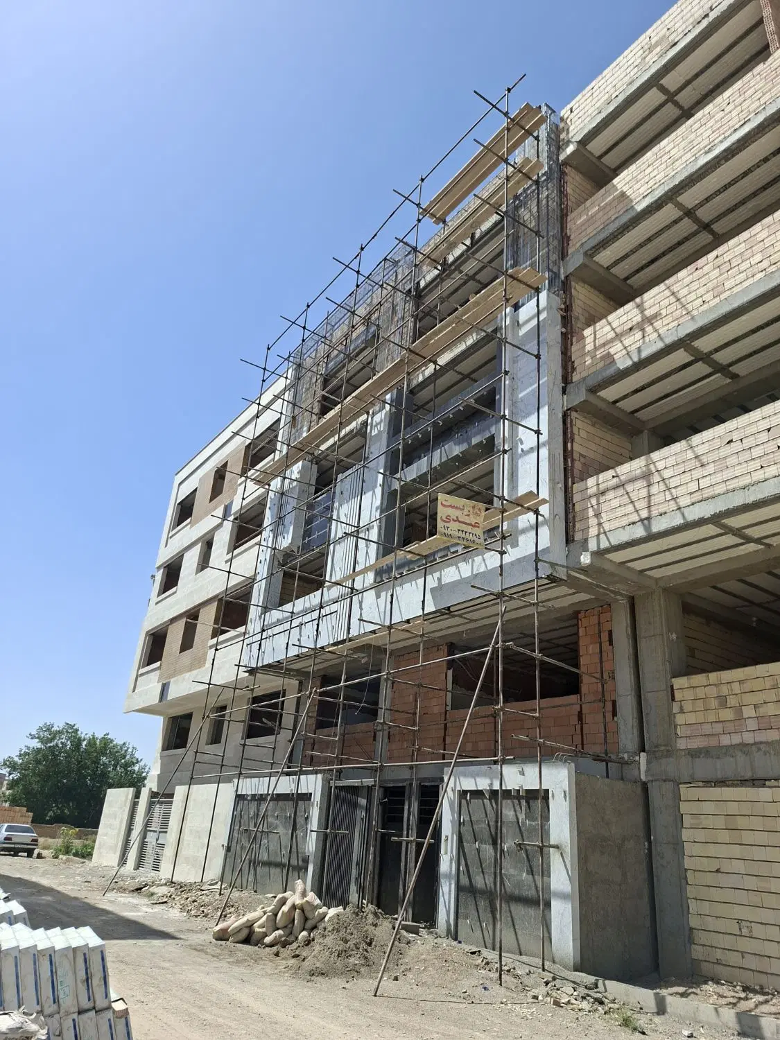 آپارتمان باغ زمانی