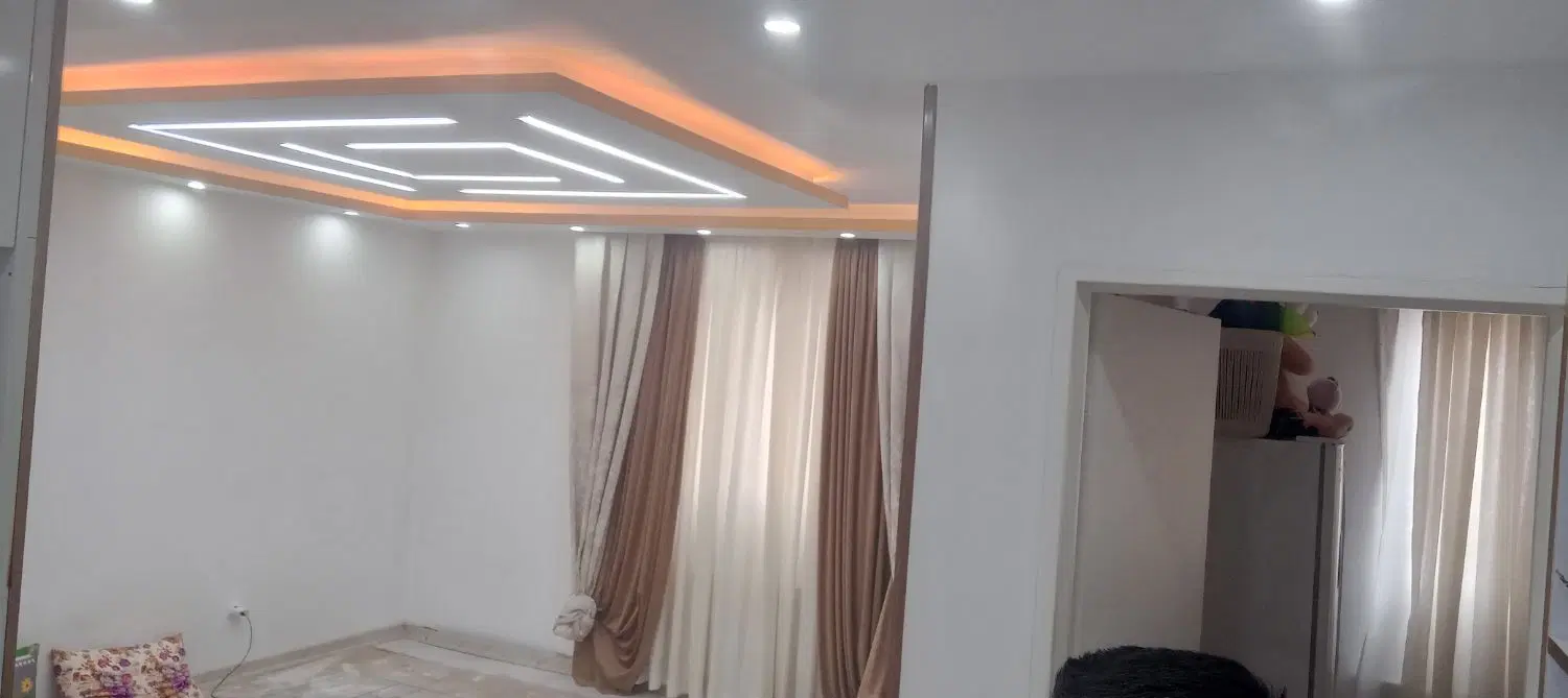 فروش آپارتمان فاز ۴ جنب پارک مشاهیر