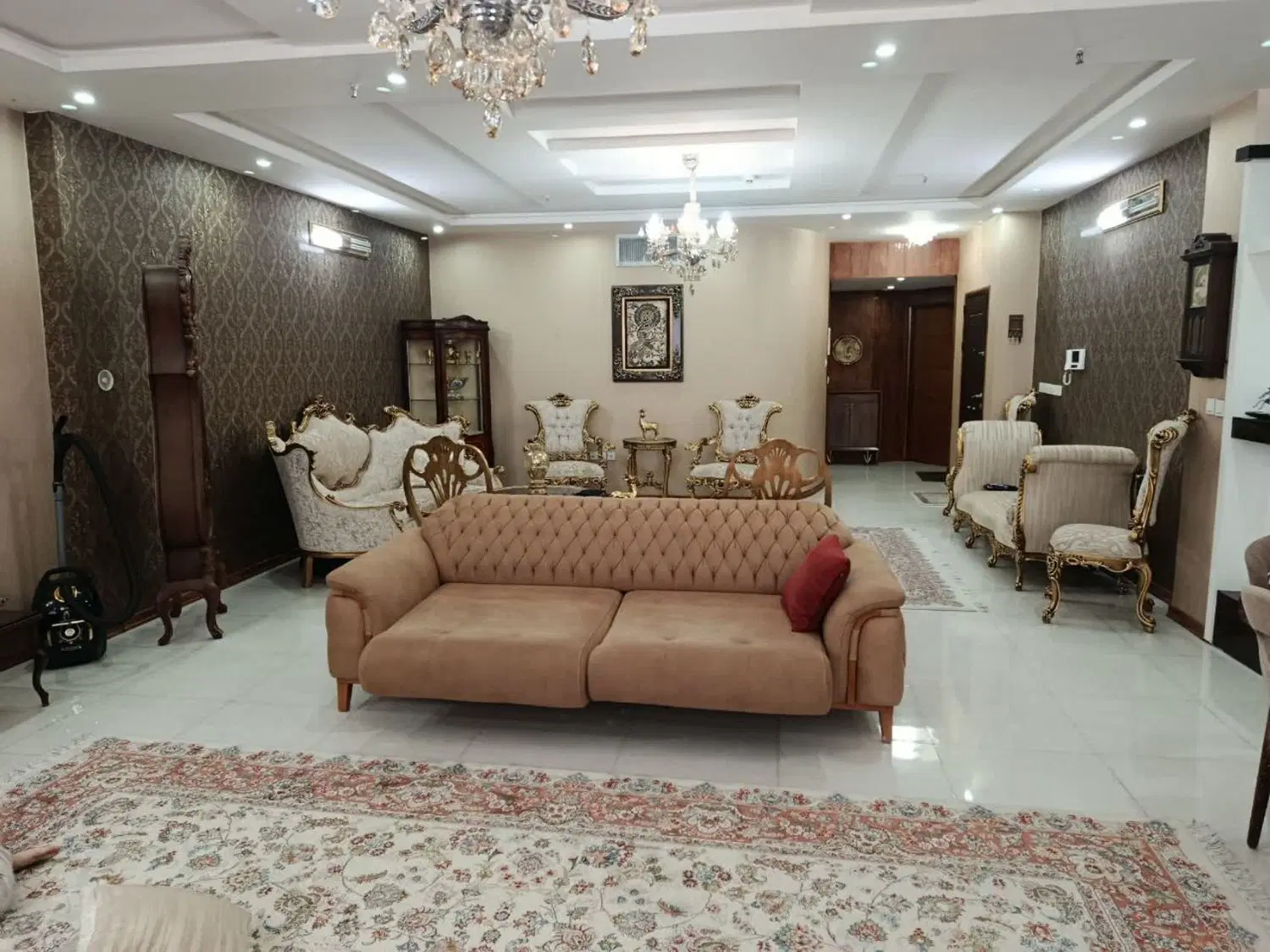 ۱۶۵ متر اوایل دانش اموز سیدرضی فرهنگ شیک