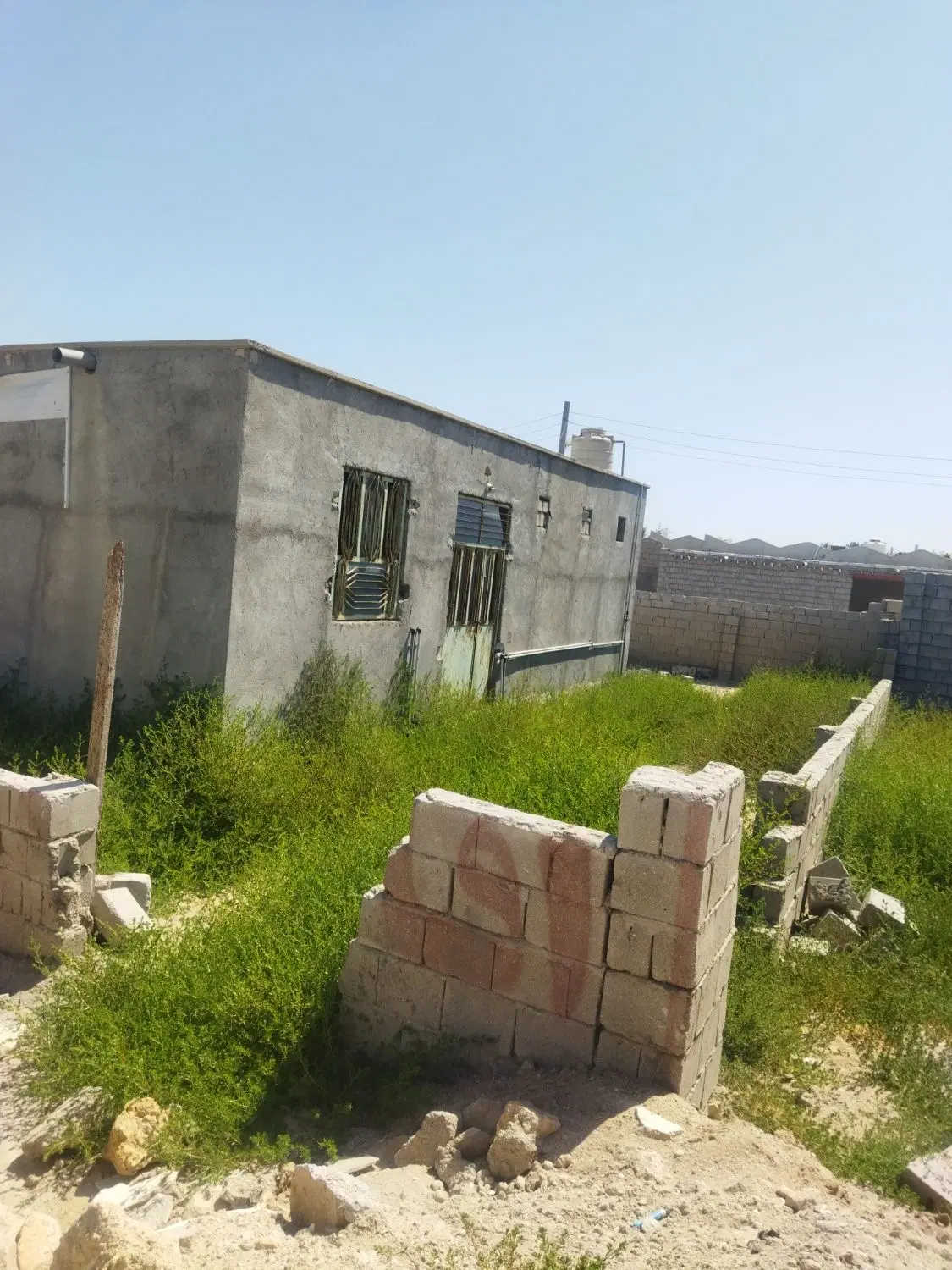 زمین و ملک بر جاده ساحلی روستای مسن