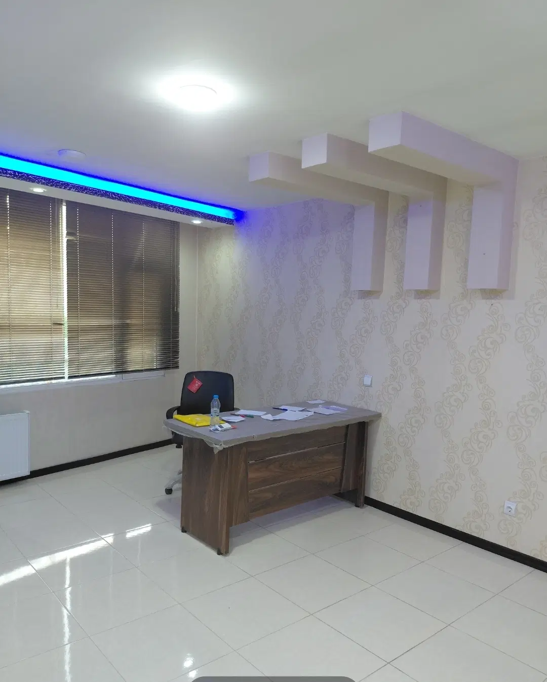 فروش دفتر کار ۵۰ متری میدان نگین