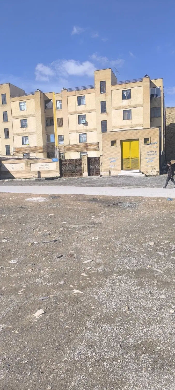 زمین 726متری سندار اوقافی دو کله بر فدک فوری