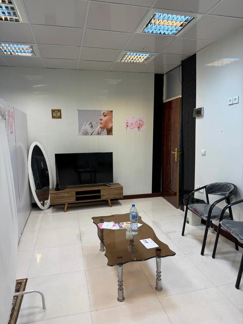رهن و اجاره واحد ۴۰ متری مناسب تمامی مشاغل زیبایی