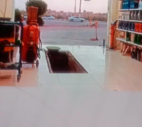 گاراژ خیابان شریفی ۱۱۰متر