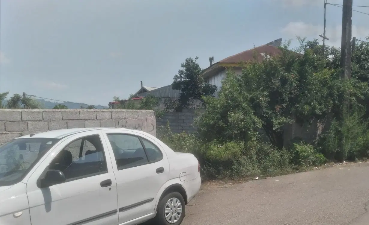 زمین مسکونی با کنتور آب و برق لنگرود اطاقور