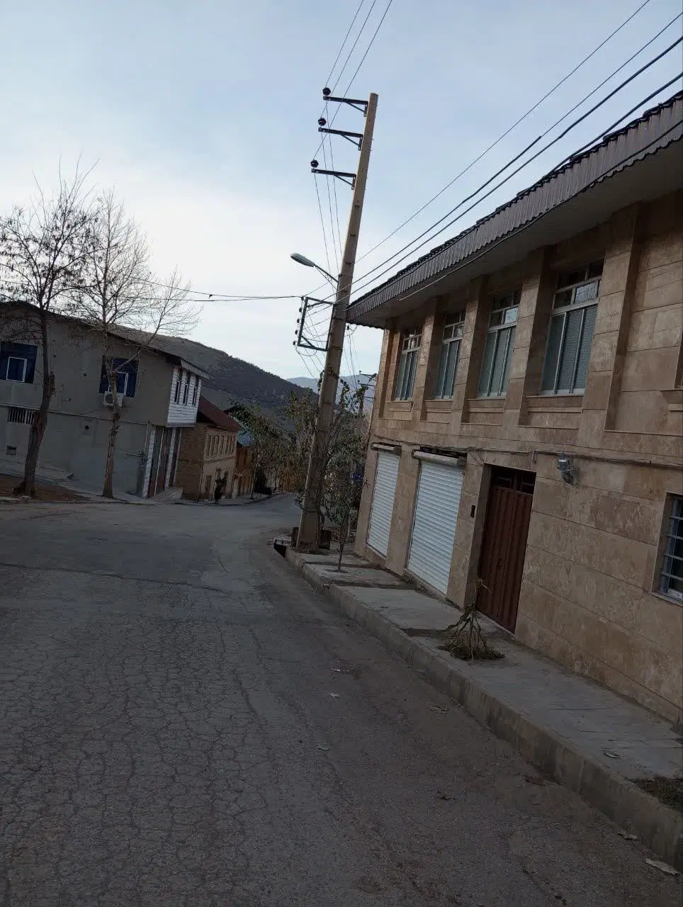فروش ملک تجاری و مسکونی کیاسر