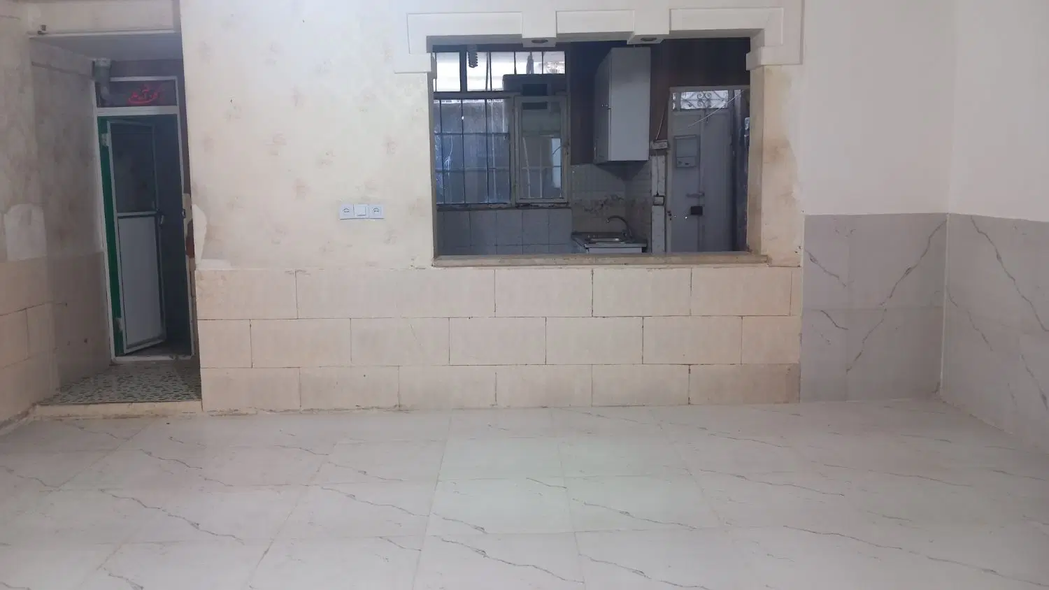خونه راه جدا طبقه ی همکف