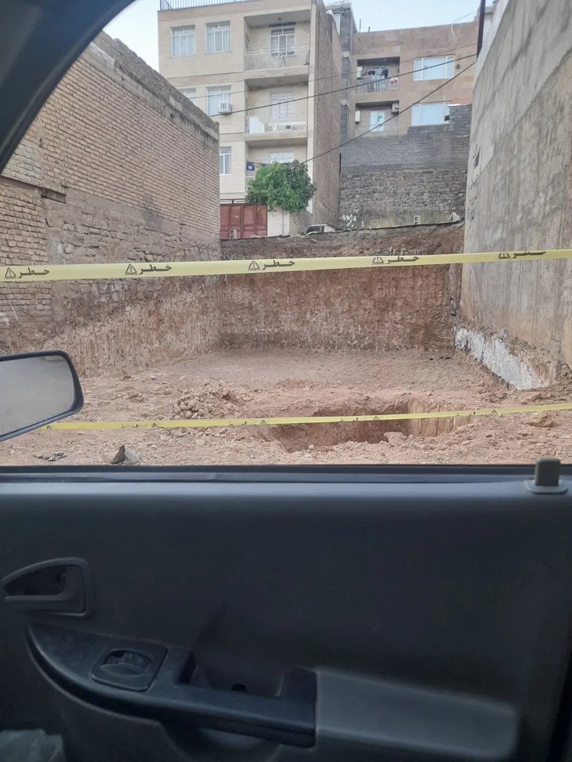 زمین حسن ابادباباحسن