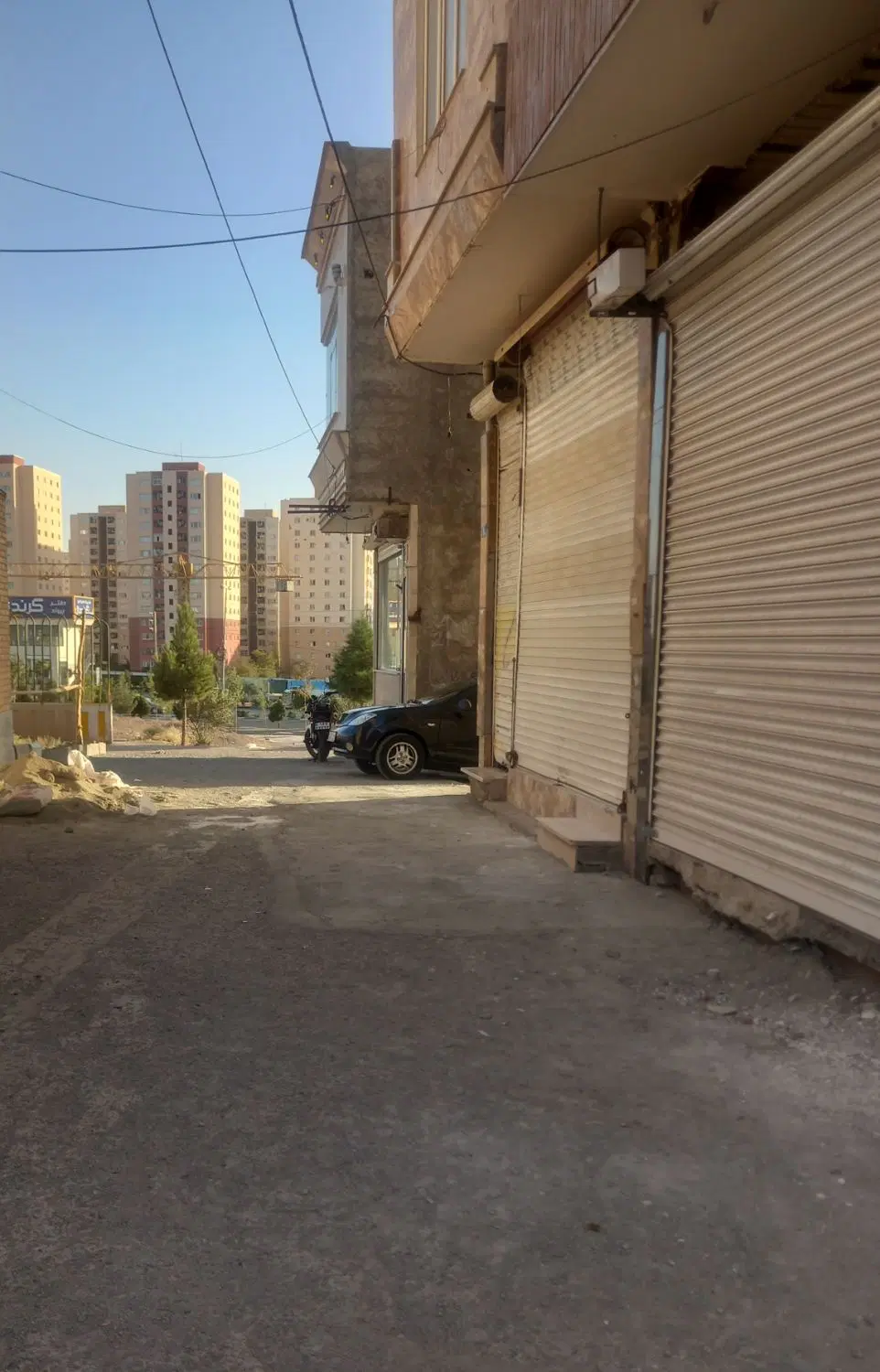 زمین تجاری فاز ۵