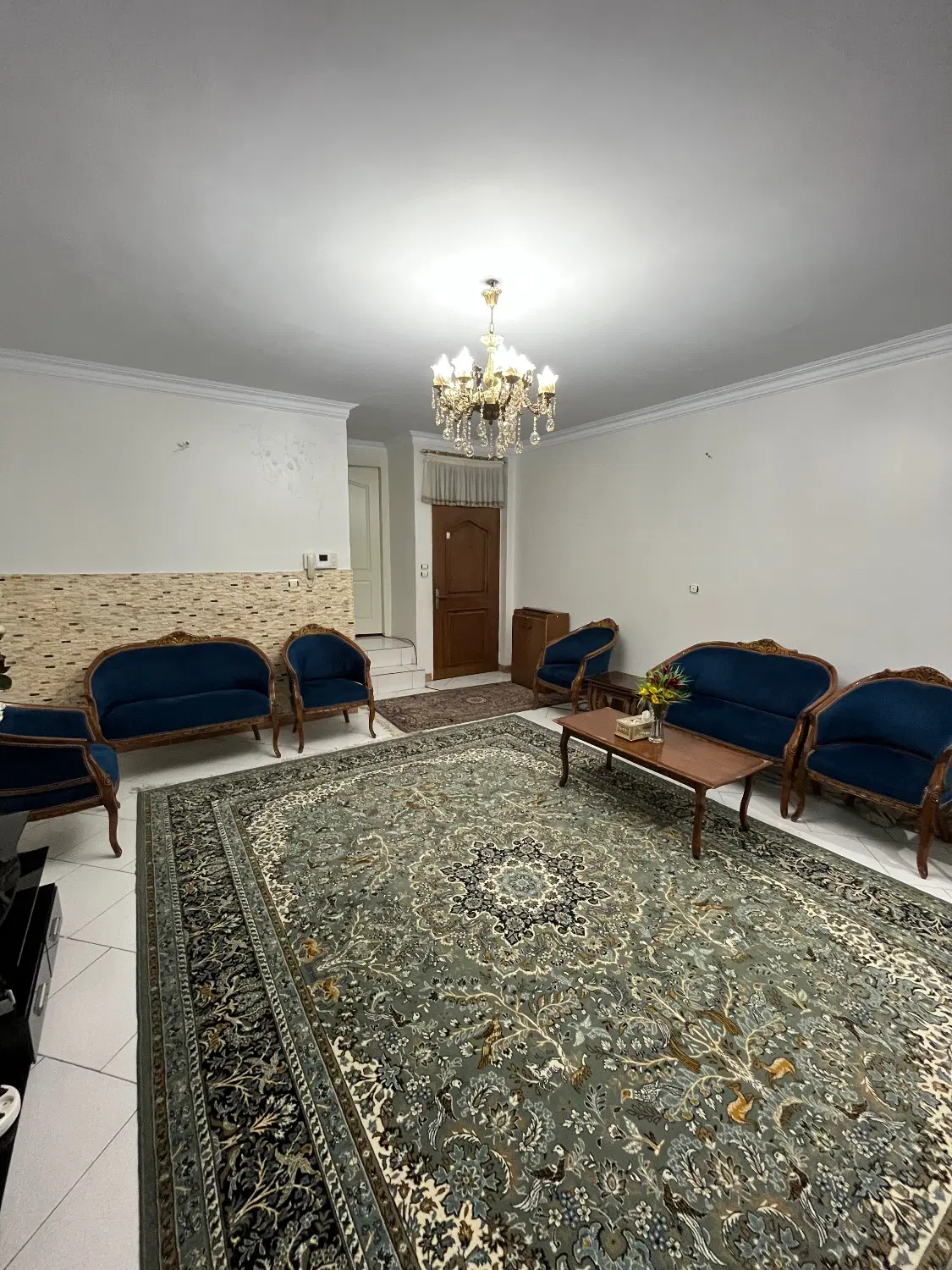 فروش آپارتمان ۷۰ متری خوش نقش