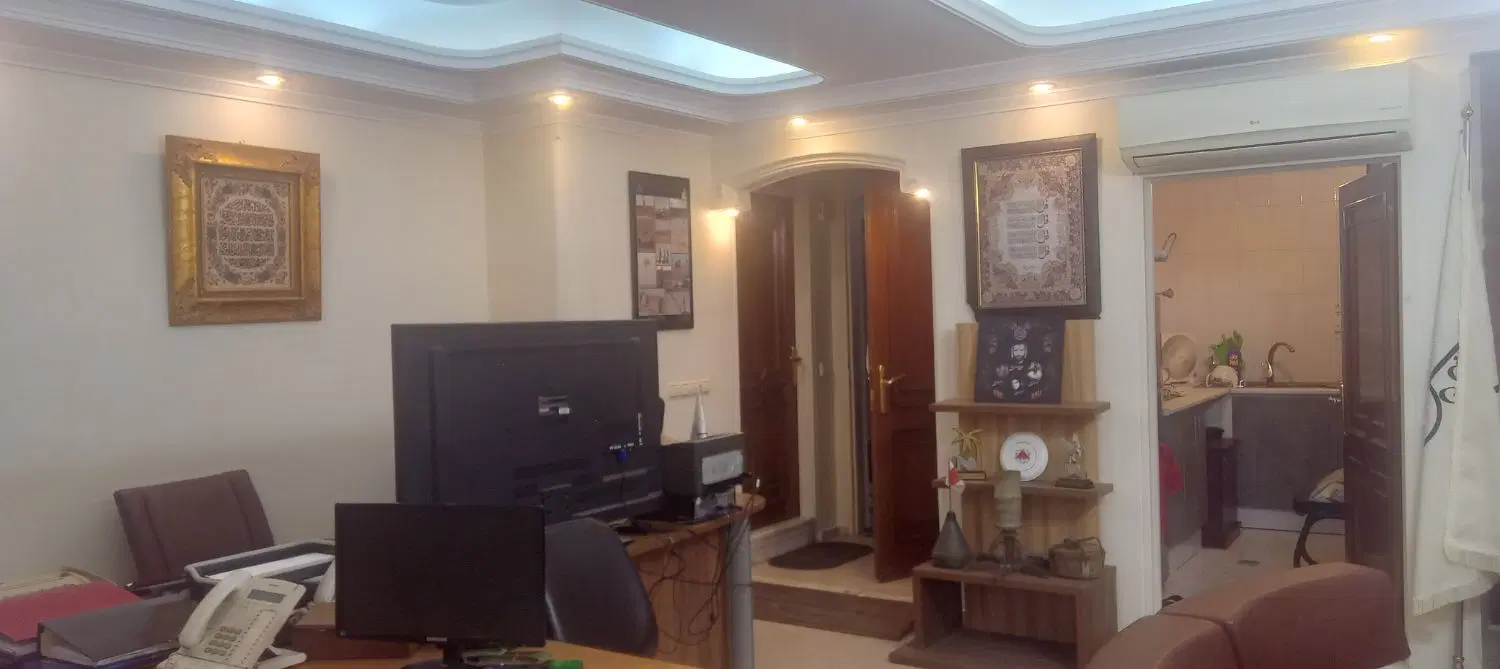 ۹۰ متر دوخوابه اداری