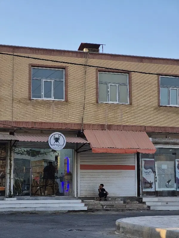 مغازه در بازارچه بسیجیان فاز ۶