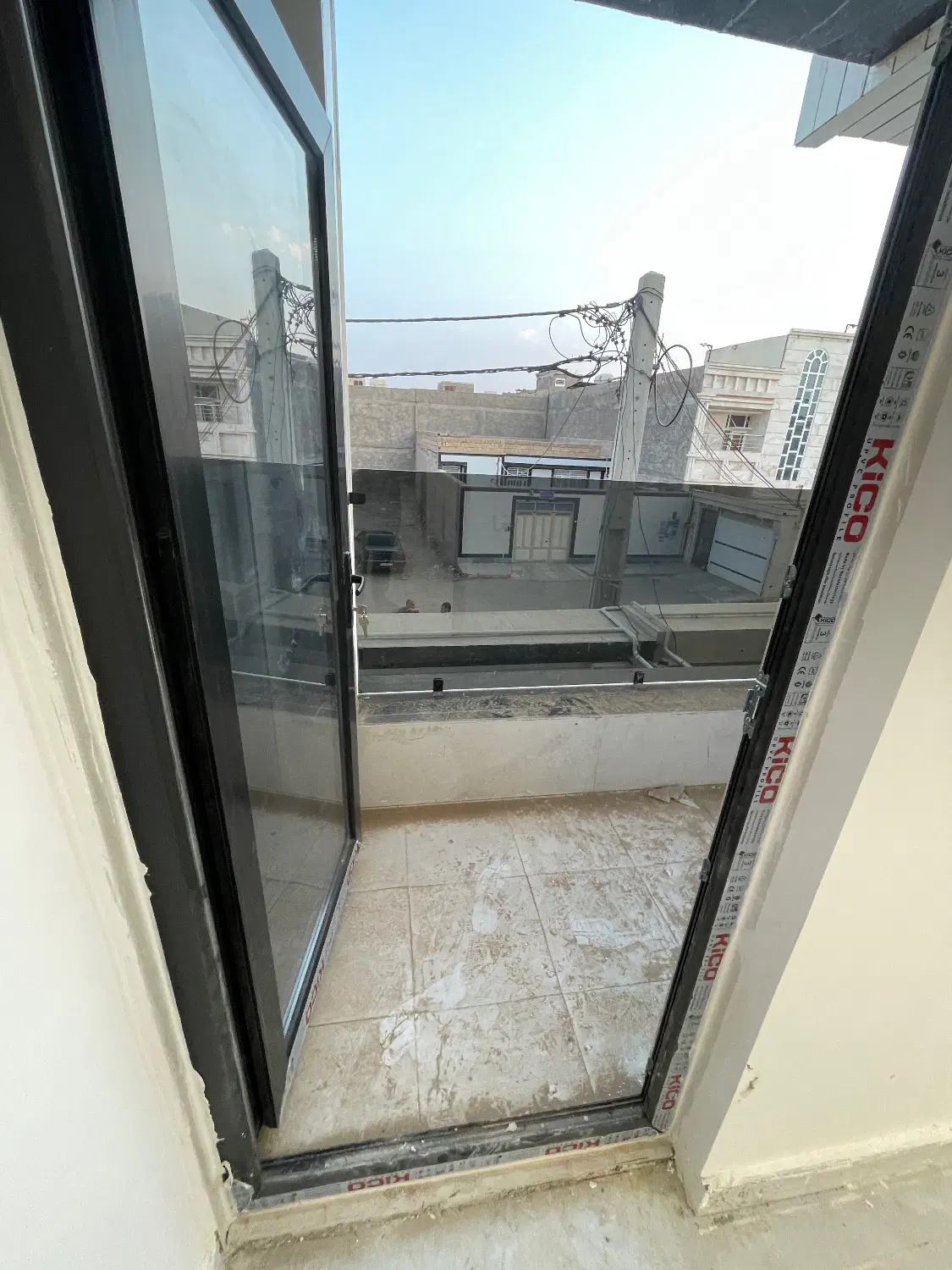 فروش آپارتمان90متری ساخت1401_لاله2کیانشهر_خوش نقشه