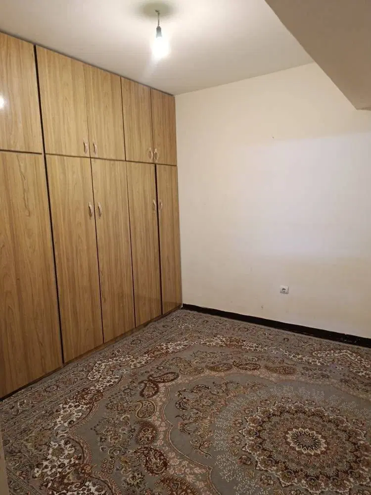 دوخواب ویلایی طبقه اول