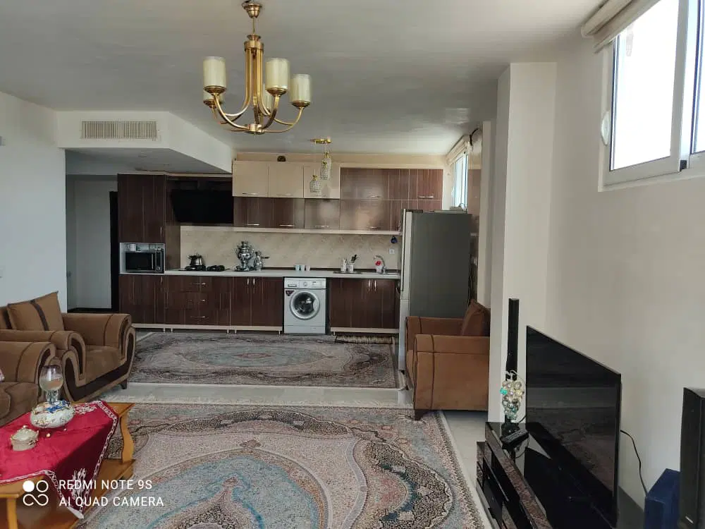 اپارتمان اردیبهشت غربی ۹۶ متر
