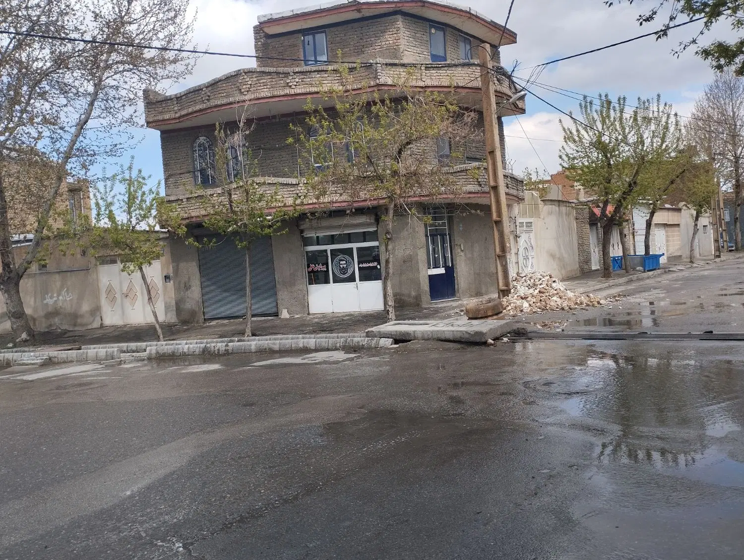 اجاره یک باب مغازه واقع در خیابان رجایی