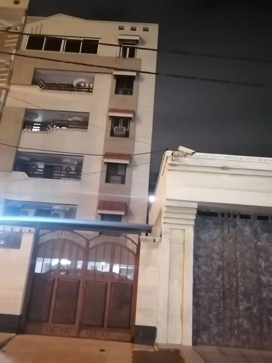 واحده 123متری واقع درشاهین