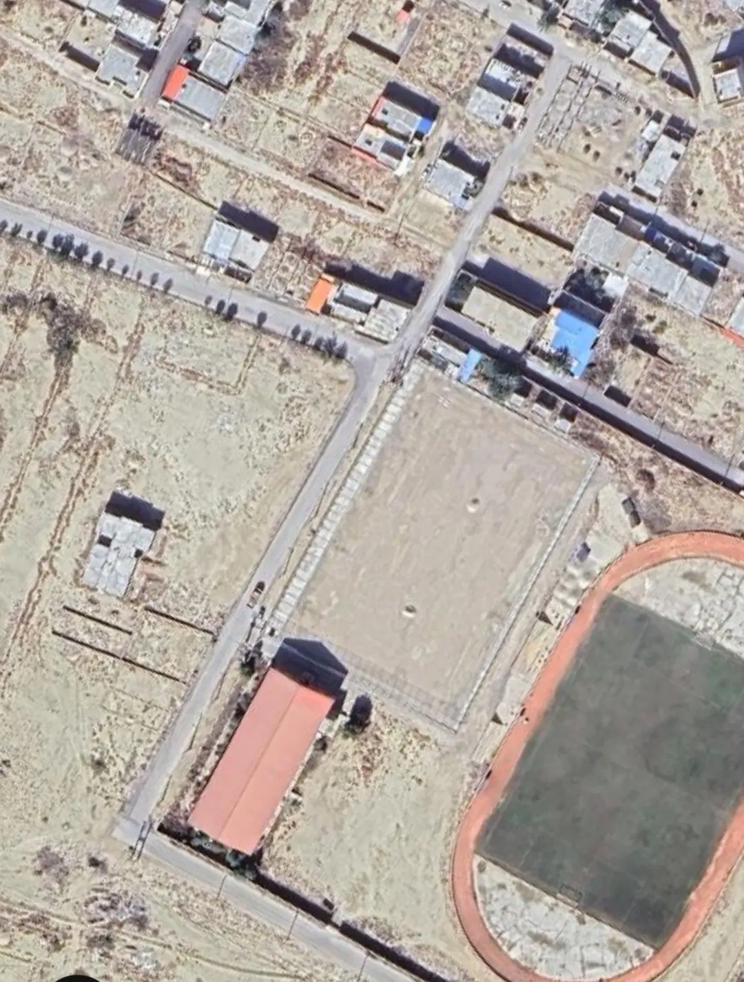 زمین تجاری مسکونی دلوار
