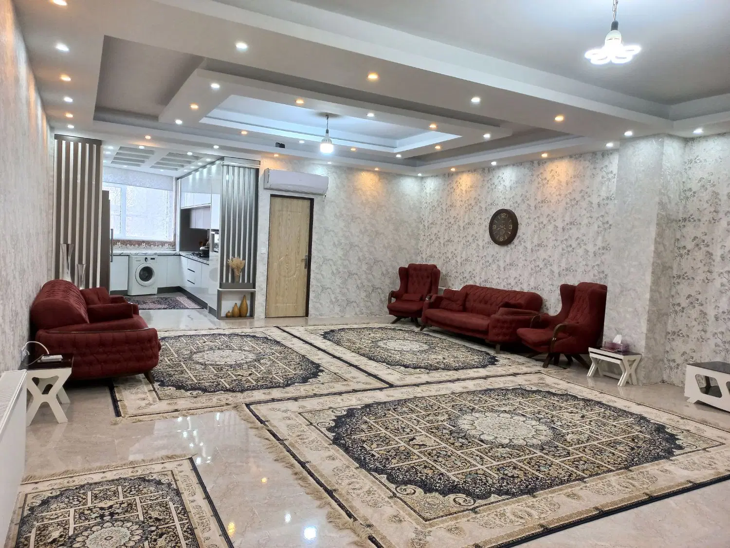 واحد ۱۲۰ متری لوکس صالحیه زنبق