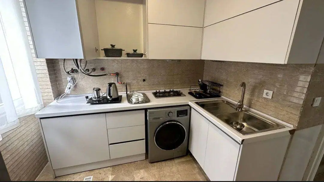 سوئیت دربست . تمیز و امن . مرکز رشت