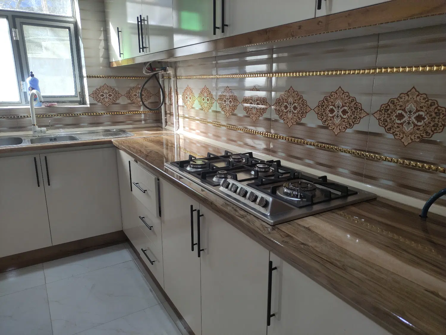 ویلای سنددار در گردنه حیران - روستای گیلده
