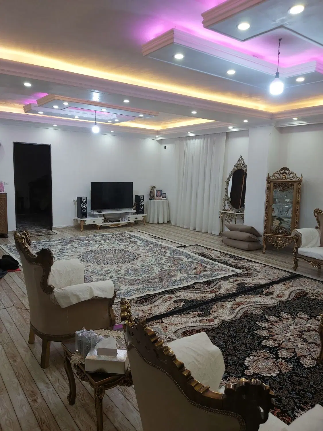 واحد مسکونی ۱۲۰متری تک واحدی دو نبش