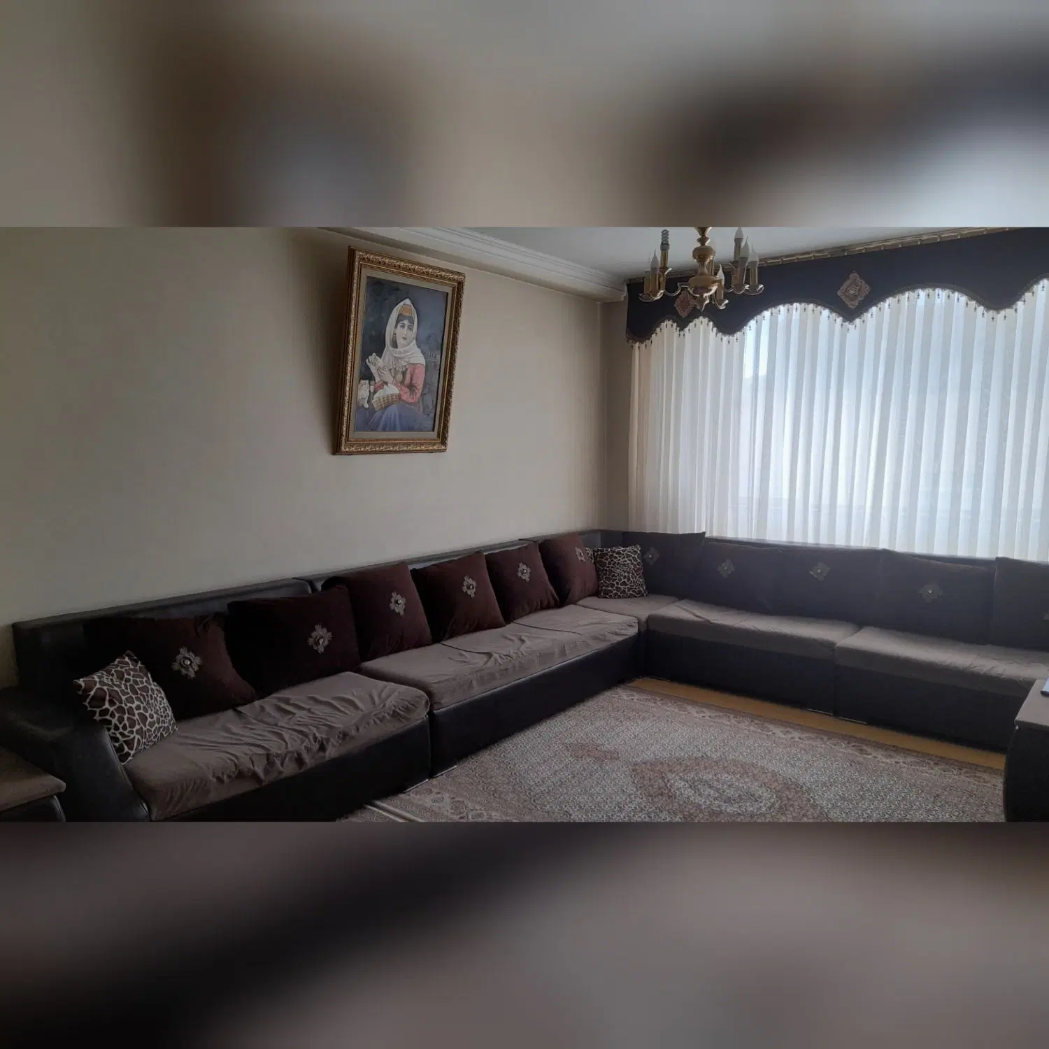 مجتمع میخک بلوک ۱  ، دانشکده روبروی اوریاد مال