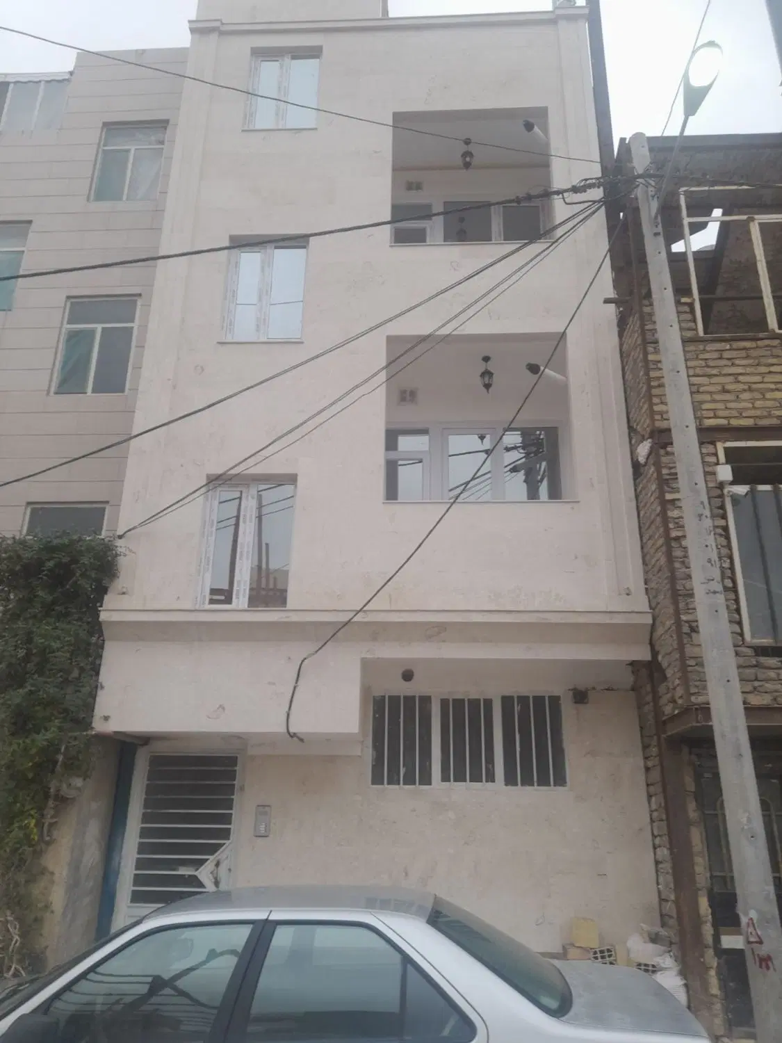آپارتمان 67متر طبقه همکف