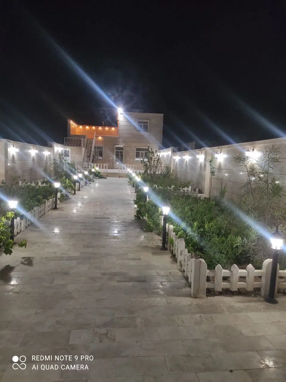 خونه باغ راوند