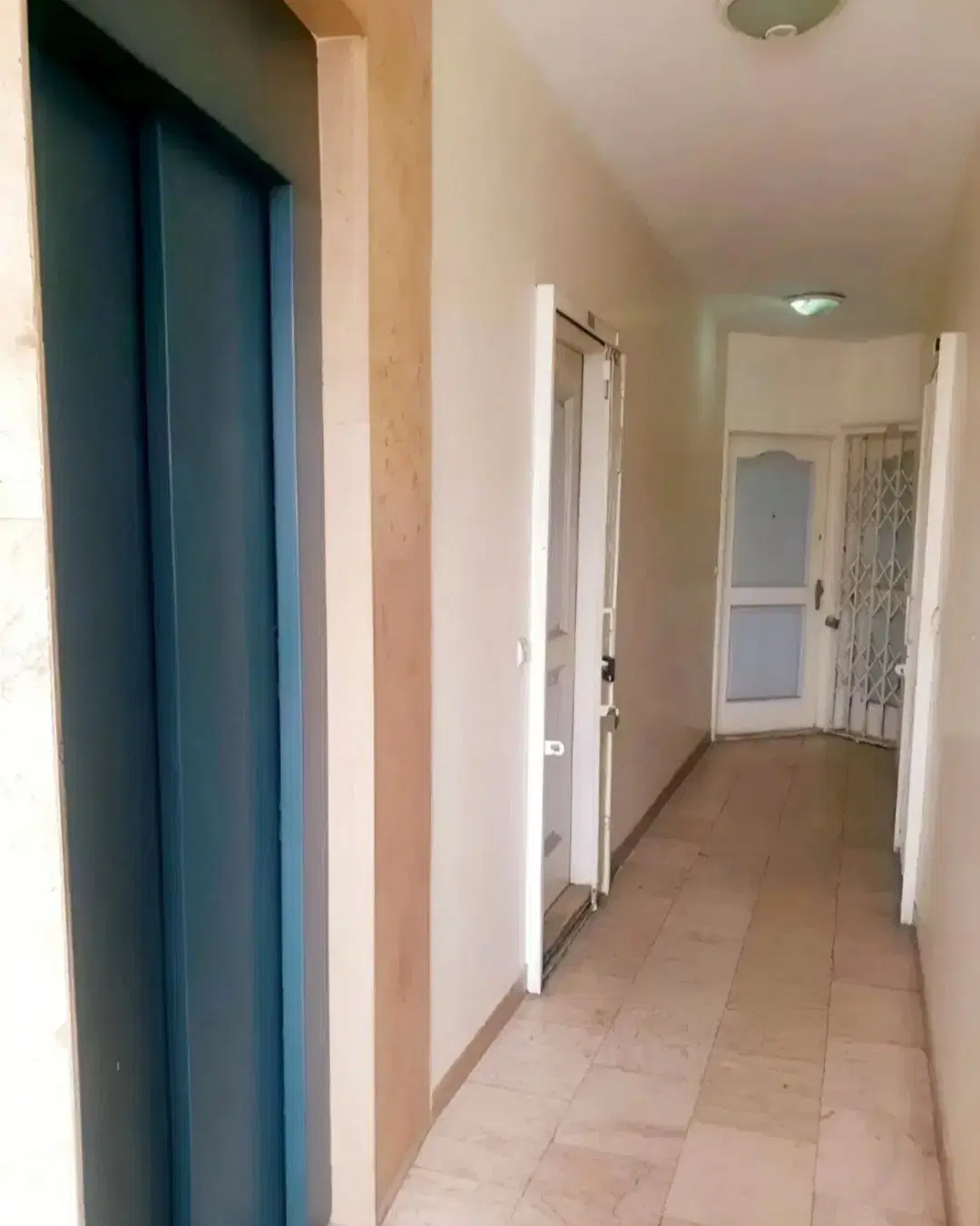 ۳۸ متر مسکونی موقعیت اداری