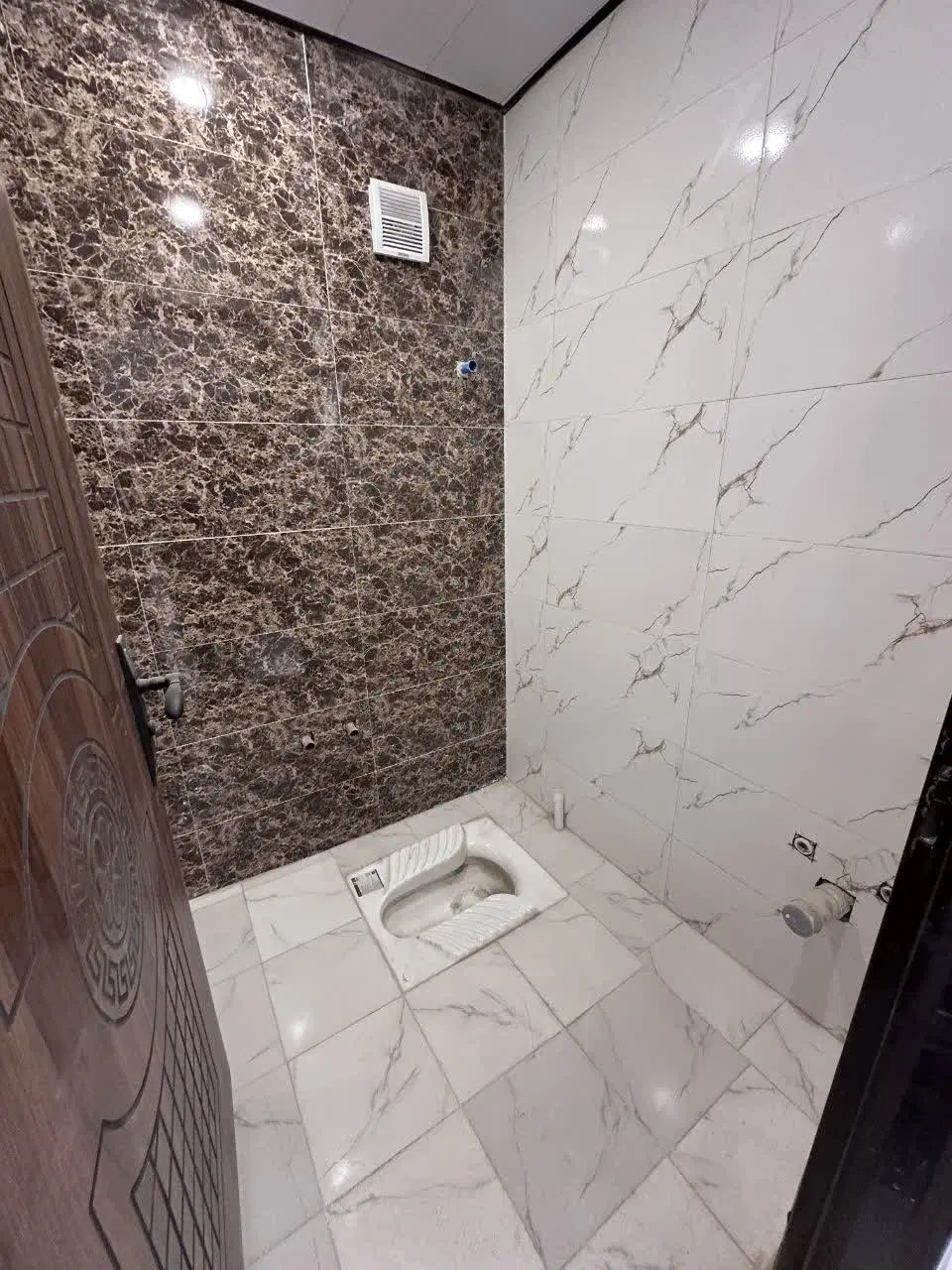 فروش آپارتمان پروژه بتن پوشش آگرین 1.