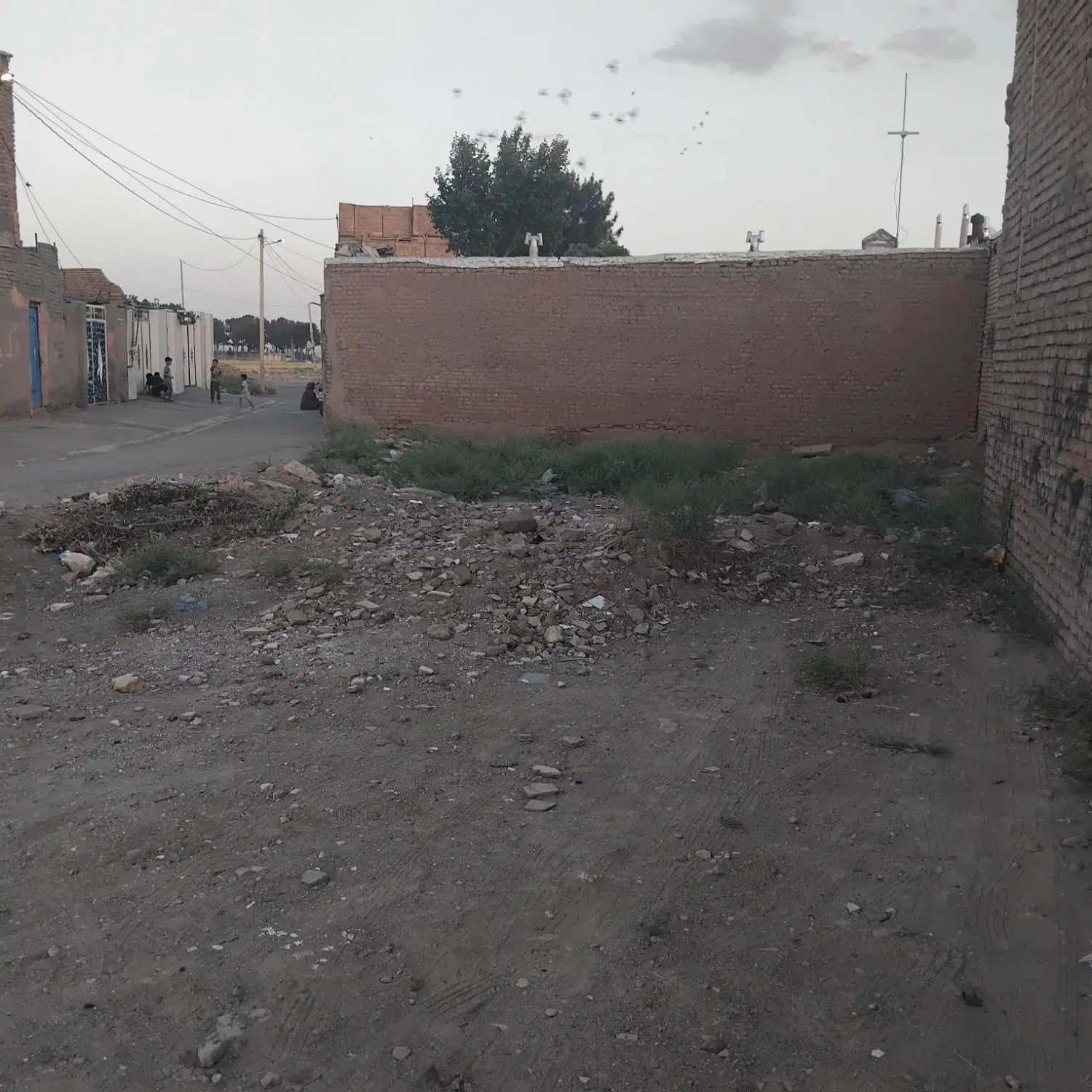 زمین 10در10 درثامن 12.2
