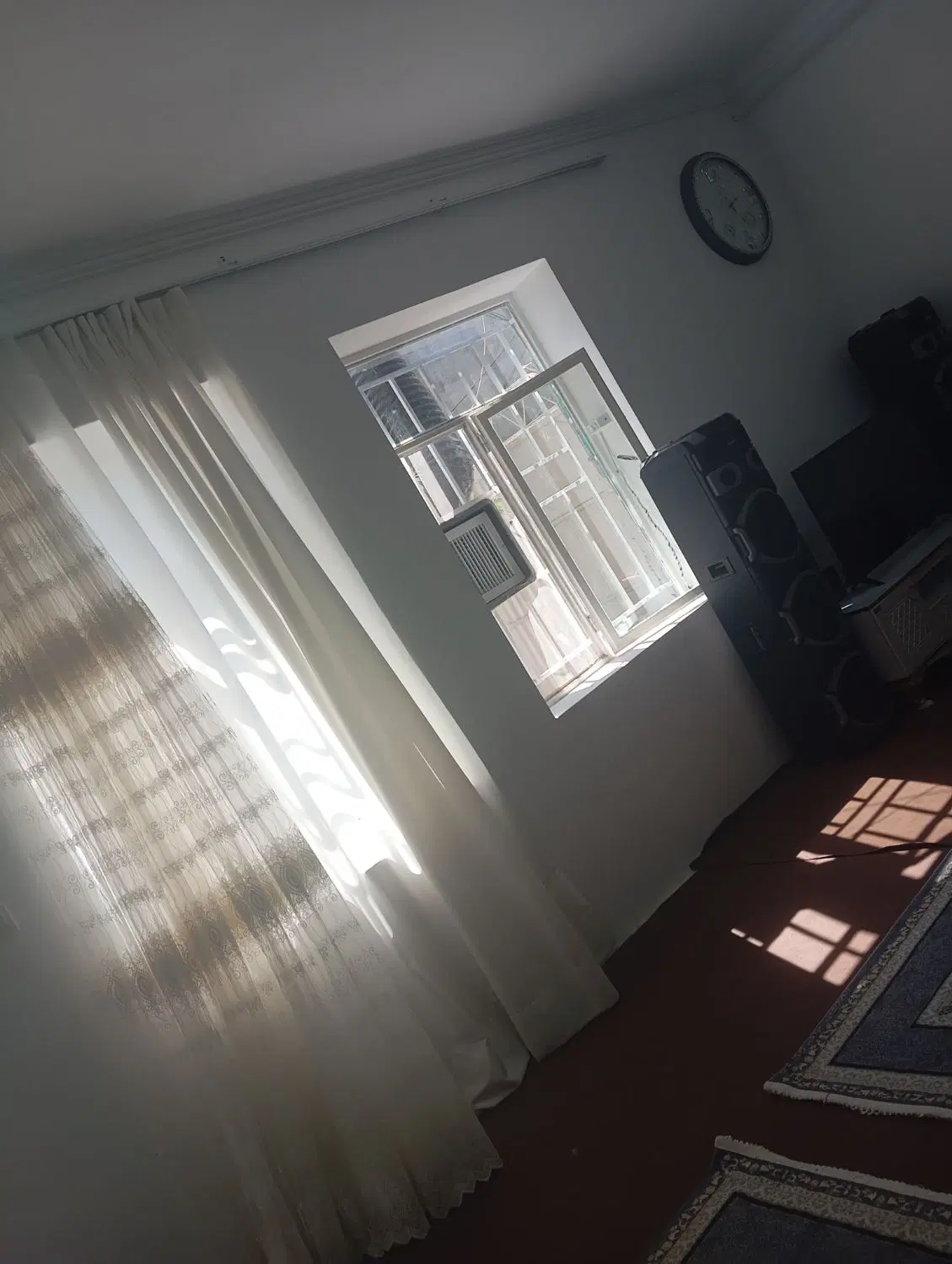 فروش خانه مسکونی در ریحان آباد