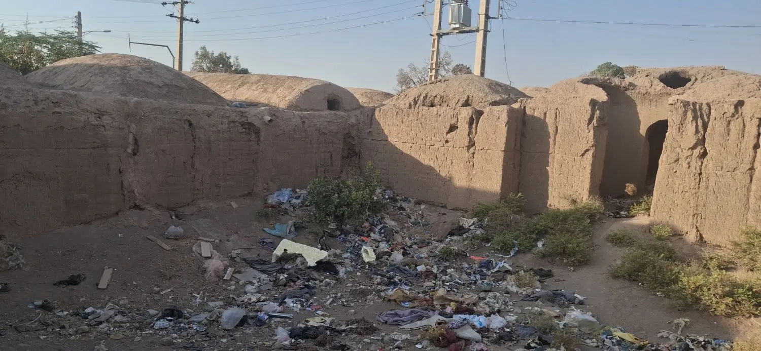 خانه کلنگی ۴۵۰ مترمربع دونبش تجاری علی‌آبادانقلاب