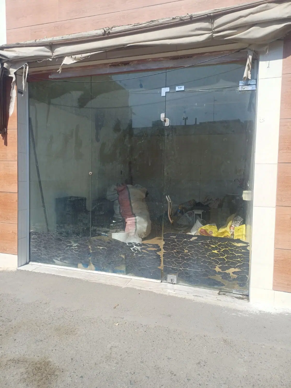 مغازه کرایه ای