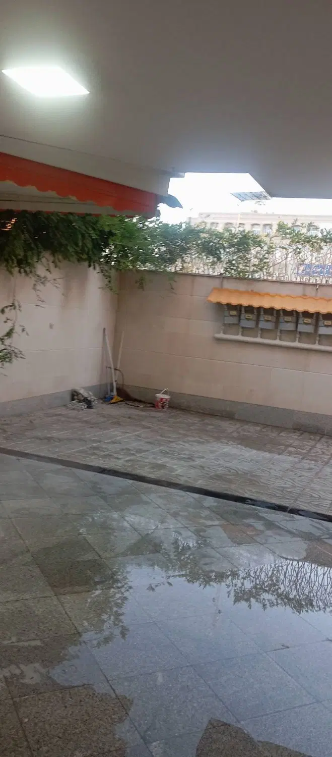۸ واحد آپارتمان صفر یک خوابه