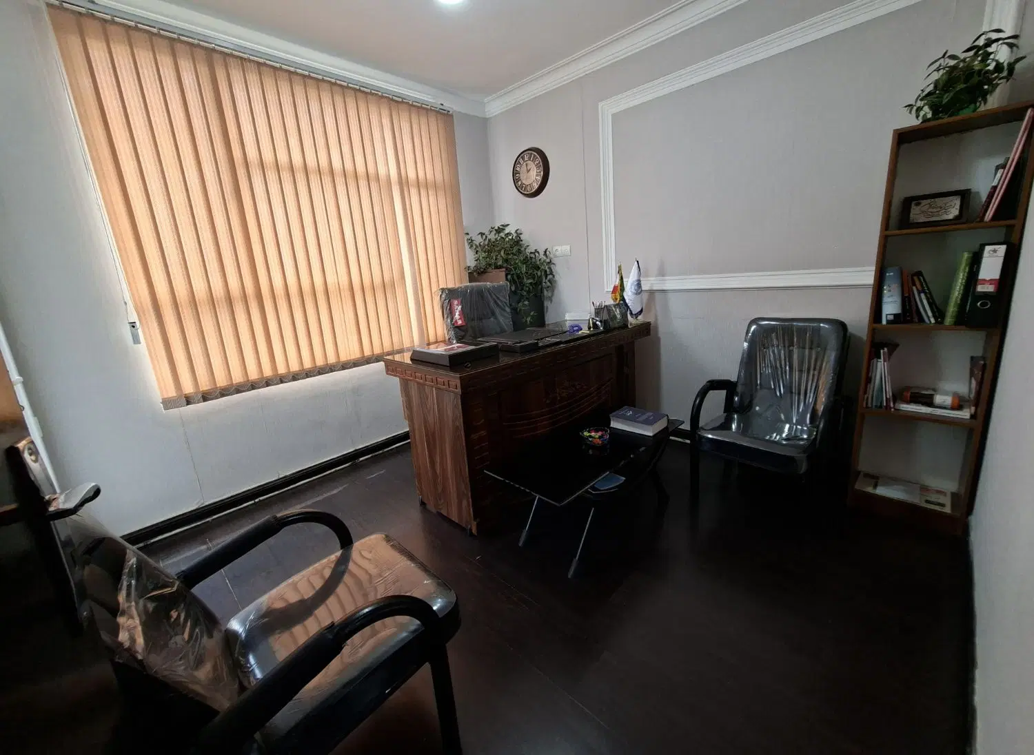 اجاره اتاق در دفتر وکالت