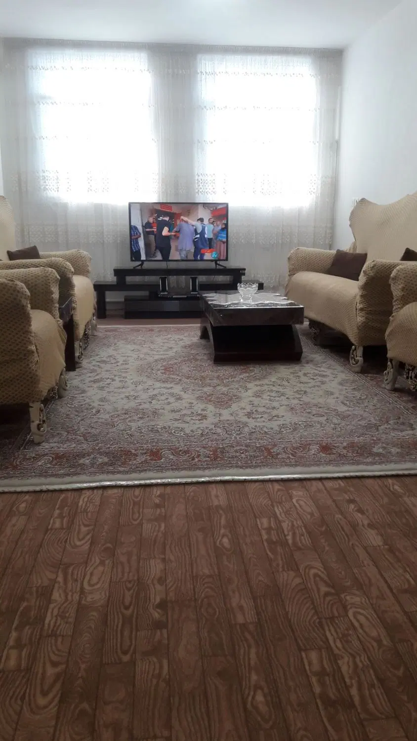 آپارتمان دو طبقه در مهدی آباد