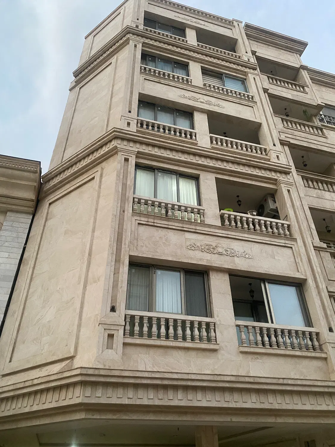 ۱۲۵ متر جنوبی رو ب آفتاب