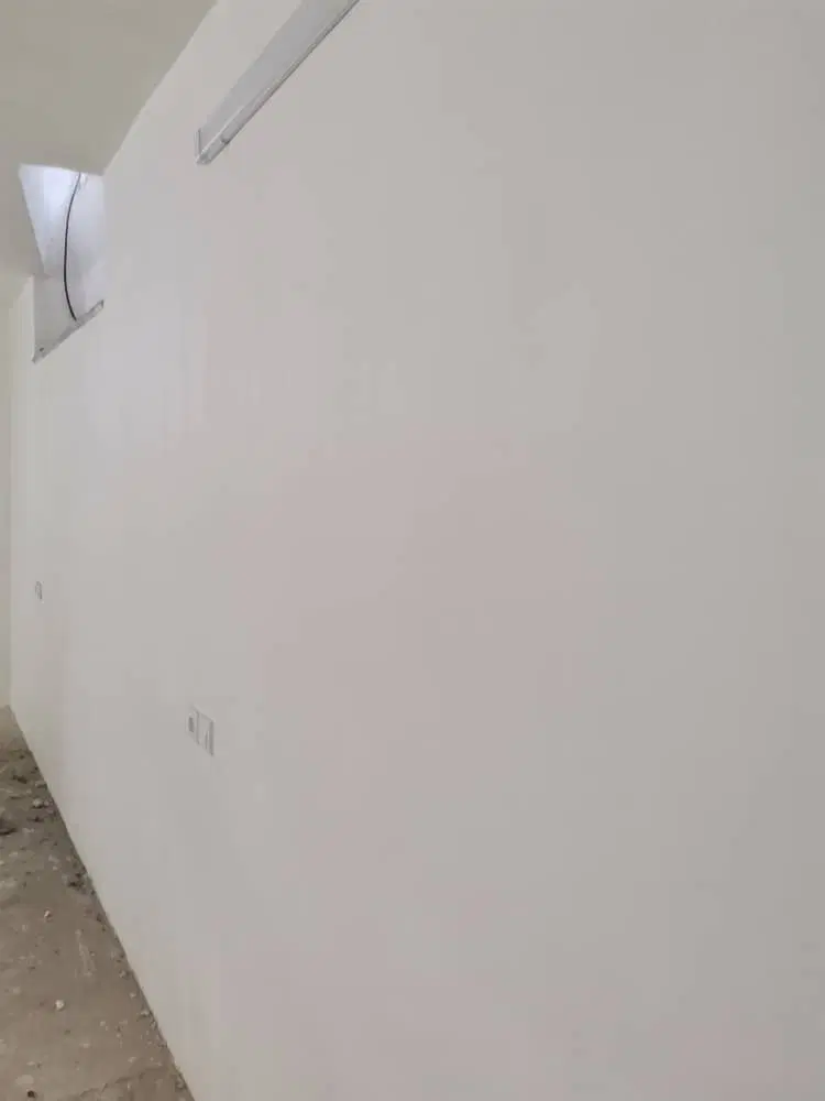 زیرزمین 82 متری خیابان اقبال