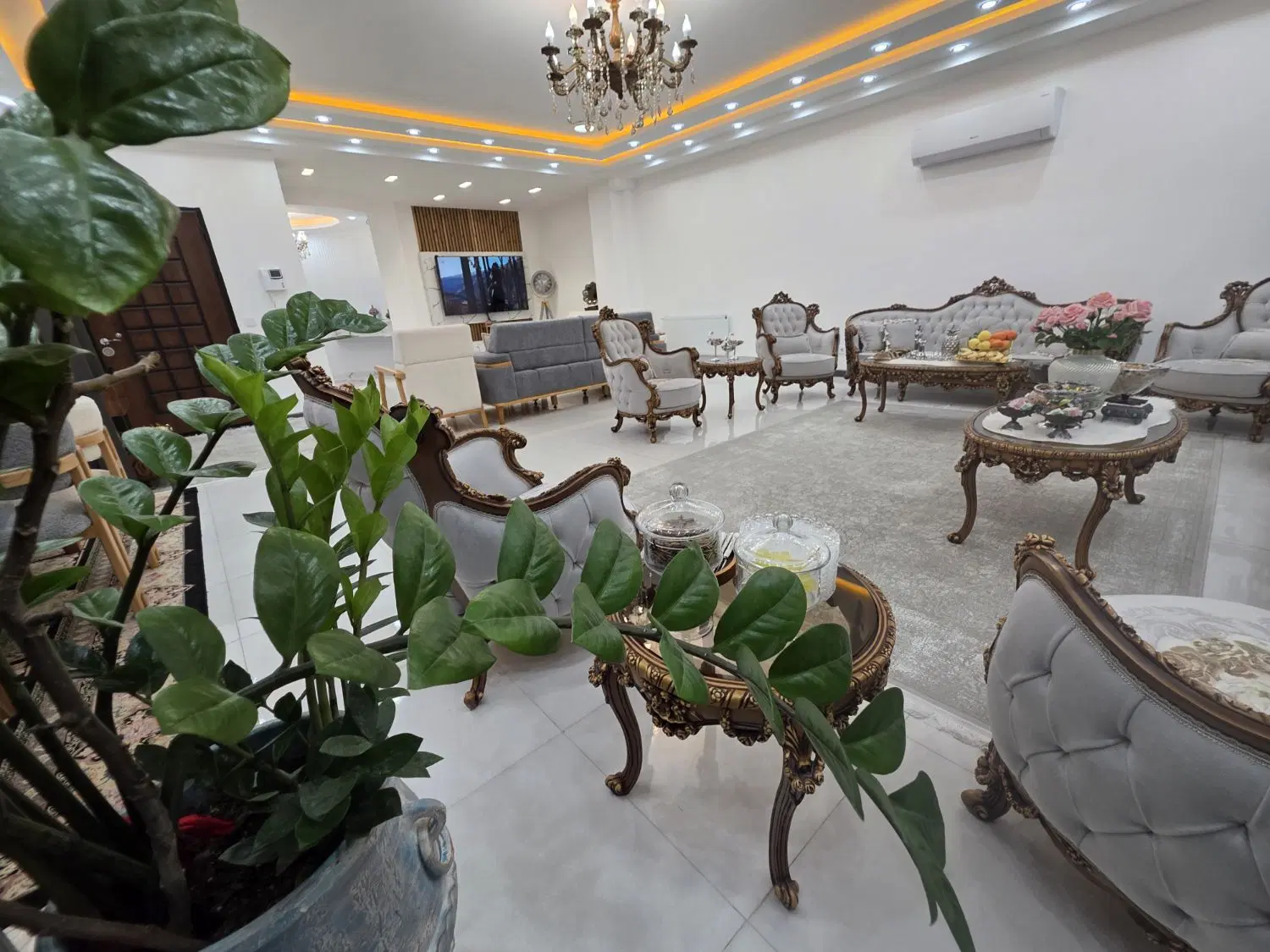 واحد فروشی تک واحدی
