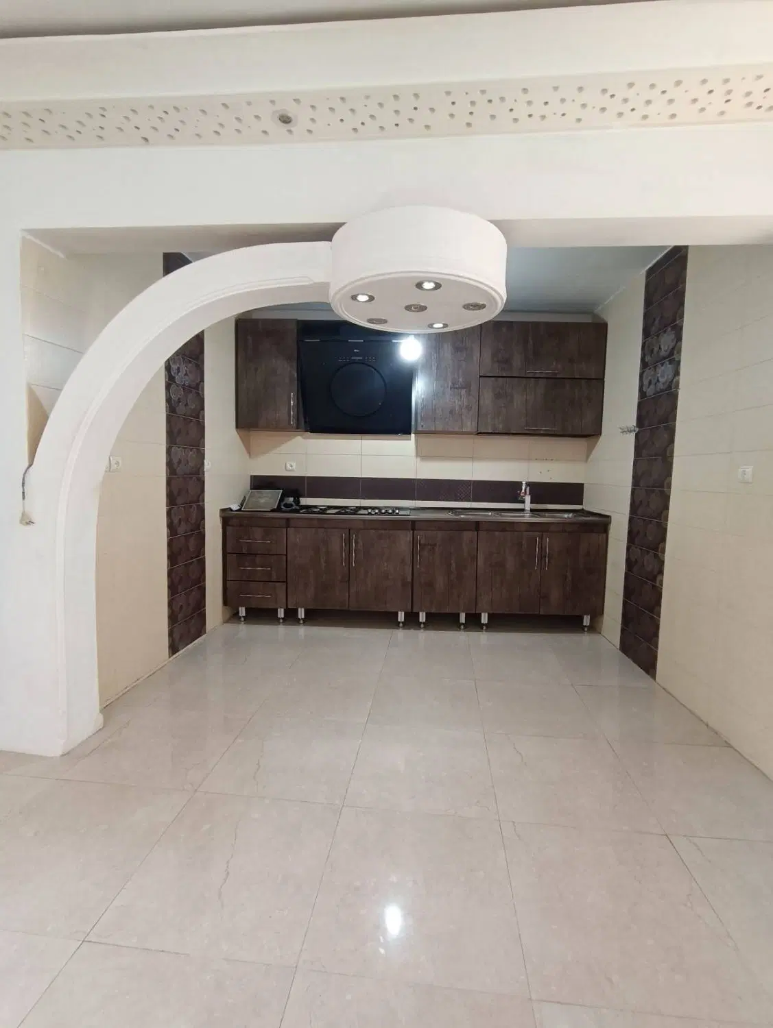 خانه دربست80متری تکخواب حیاط تراس قلعه گردن