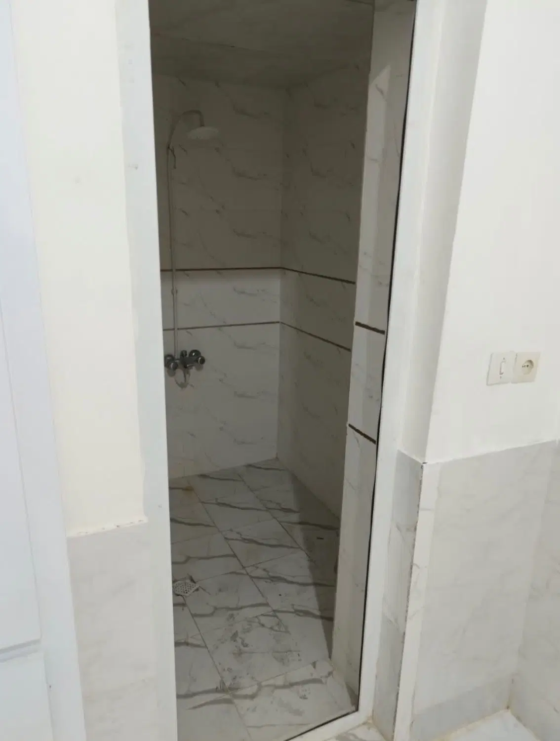 اجاره یک واحد ۹۰متری طبقه همکف بلوارتوس