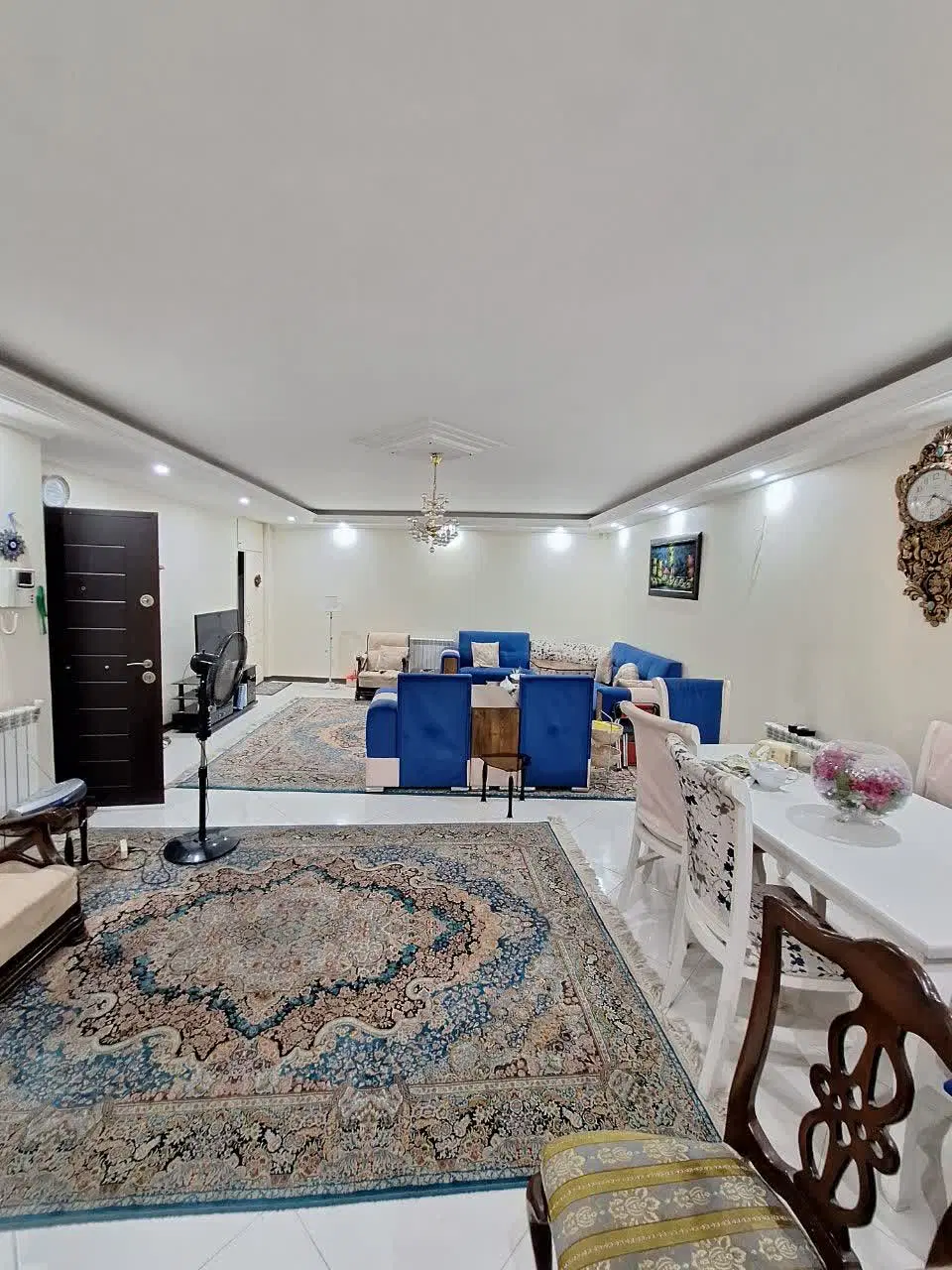 اپارتمان ۱۰۰ متردو خواب شارق خیابان محمودی (حسینی)