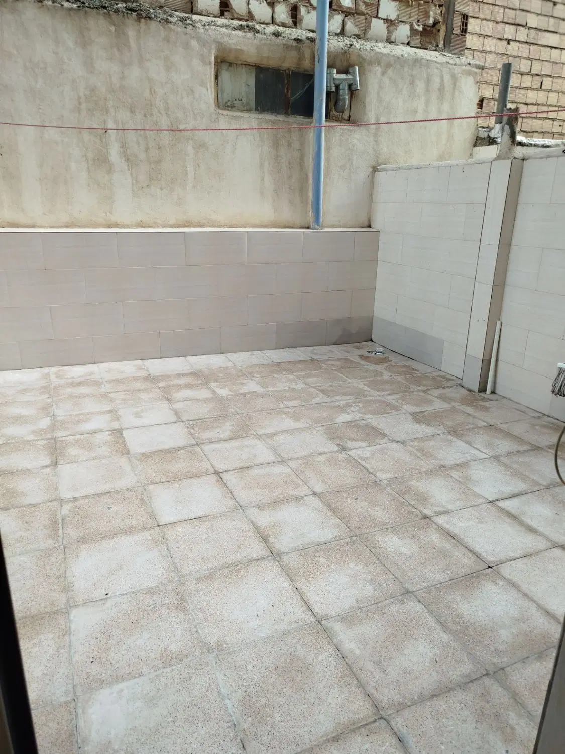 واحد ۹۶ متری خیابان فهمیده